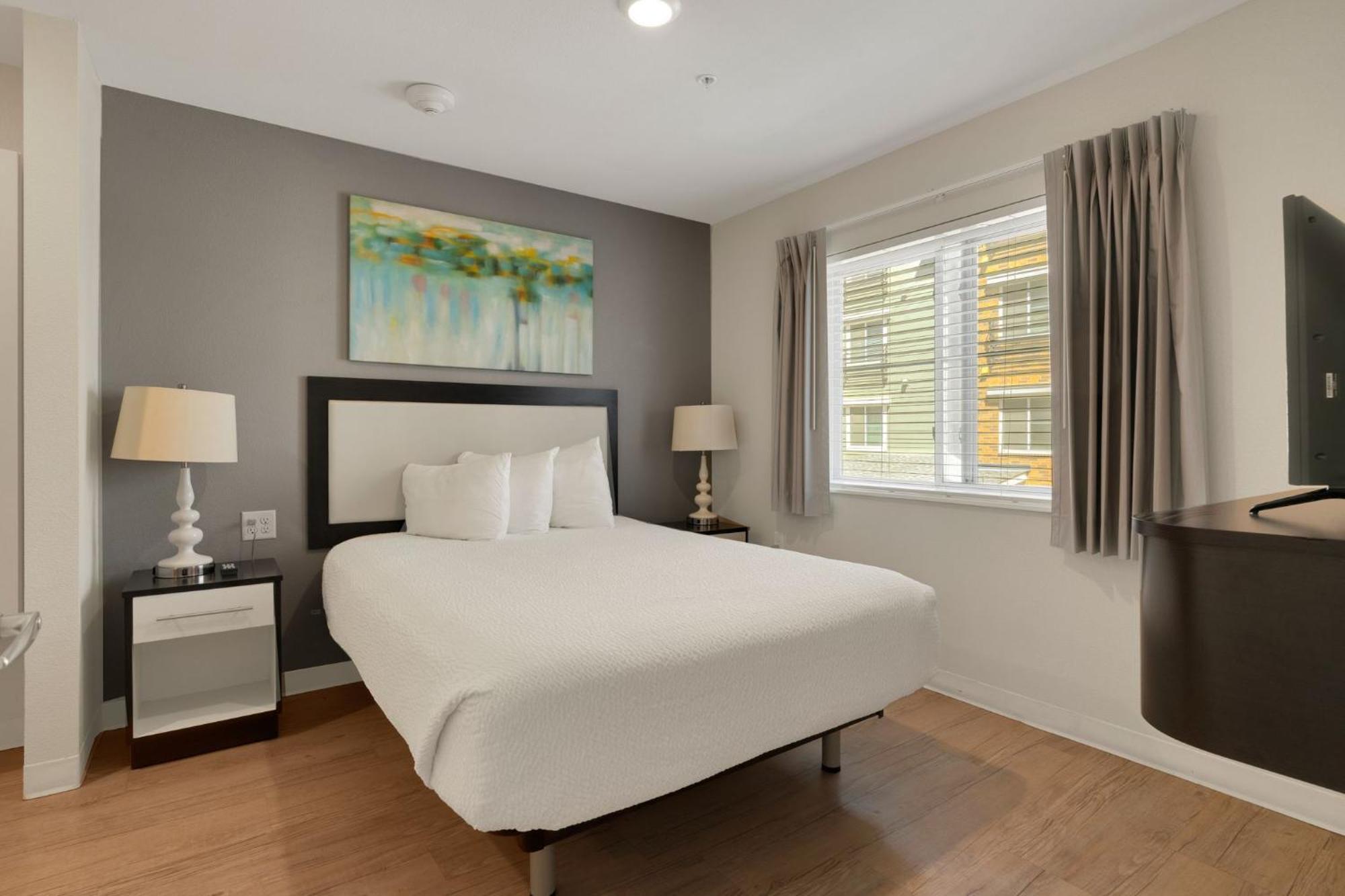 Simplicity At The Rim 1213 I Comfy 2 Bed 2 Bath San Antonio