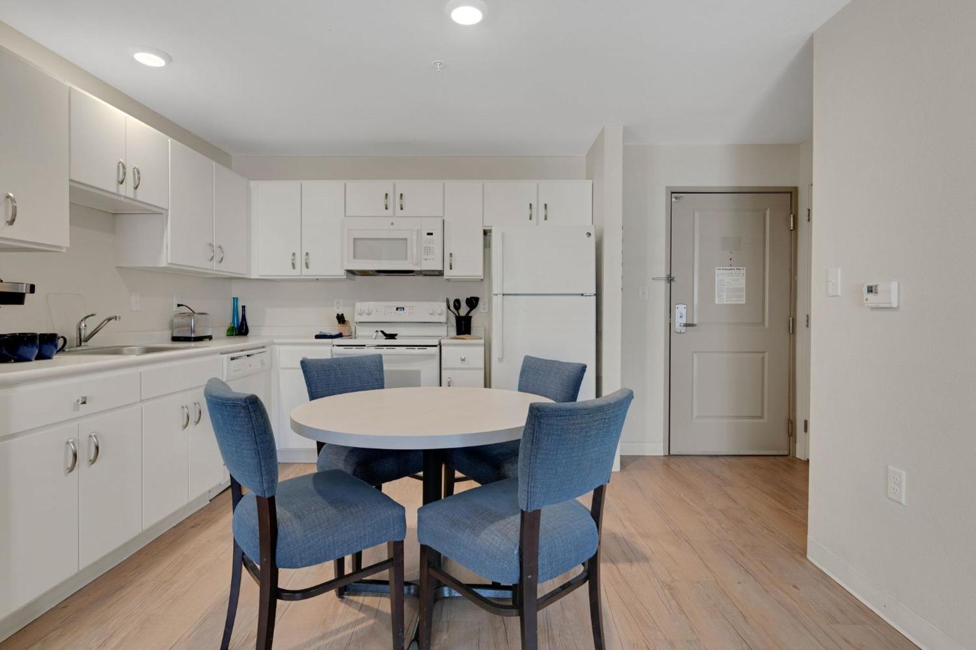 Simplicity At The Rim 1213 I Comfy 2 Bed 2 Bath *